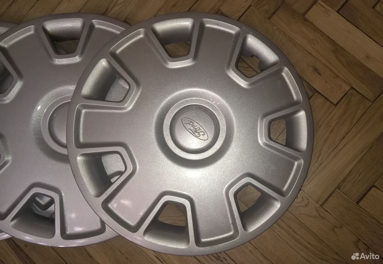 Колпачки на диски для автомобилей Ford