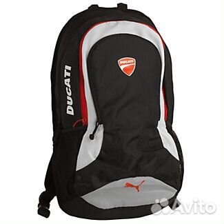 Отличный рюкзак Puma Ducati. Основное отделение одно, на спине мягкая плот