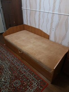 Тахта-кровать