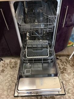 Посудомоечная машина Electrolux 45см