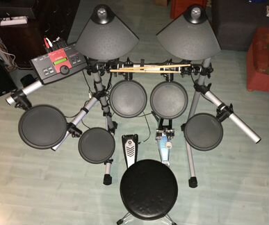 Электронная барабанная установка Yamaha Dtxplorer