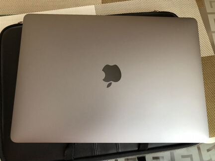 Apple MacBook Pro 13 Touch Bar и Touch ID