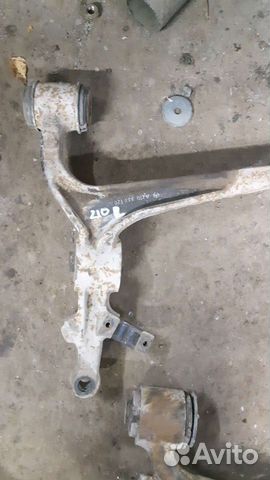 Рычаг передний правый Mercedes benz w210