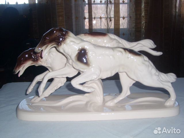 Статуэтка собаки германия