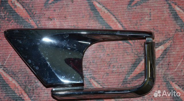 Облицовка птф правая Land Cruiser 200