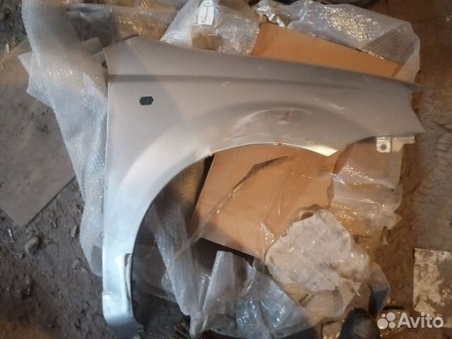 Крыло переднее правое Chevrolet Aveo T200