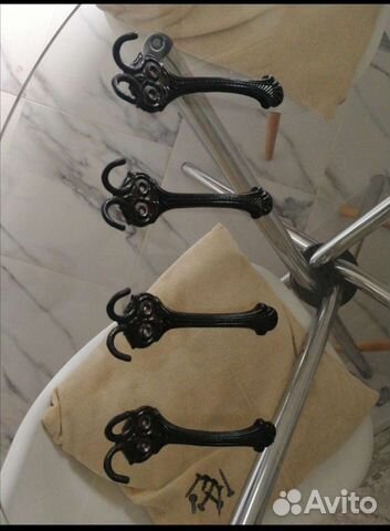 Крючки для одежды коричневые