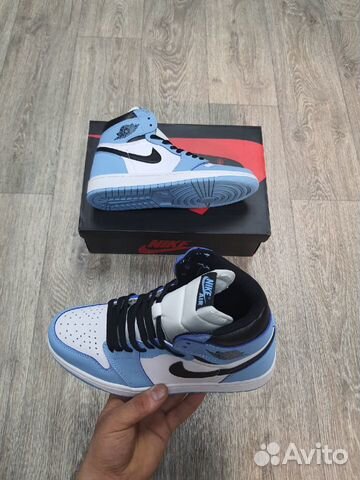 Nike Air Jordan 1 Retro High Blue