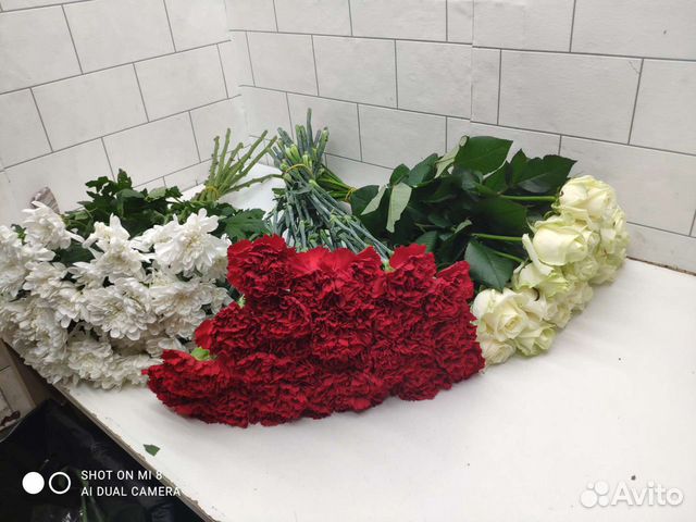 Роза хризантема гвоздика букет цветы