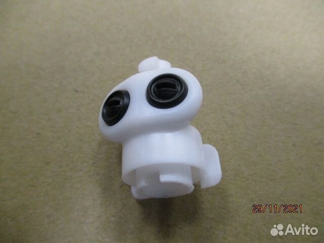 Крепёж распылитель держатель омыватель фар Nissan