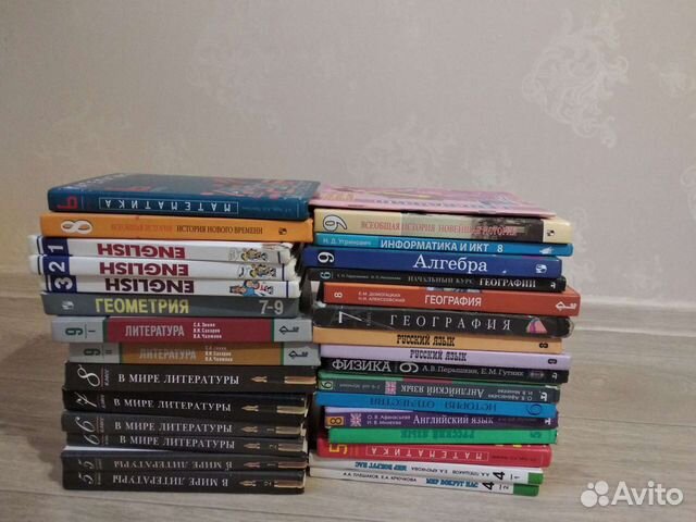 Школьные учебники (список в описании)