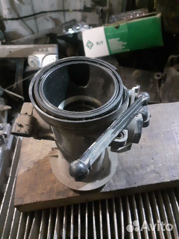 Заслонка дроссельная Renault Logan Renault Sande