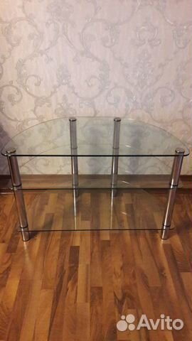 Стеклянная тумба под тв
