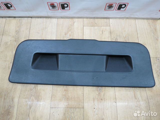 Обшивка крышки багажника Volkswagen Polo