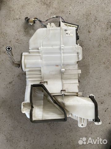 Корпус печки задний Toyota Land Cruiser 100