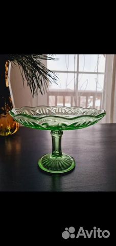 Фруктовница на ножке