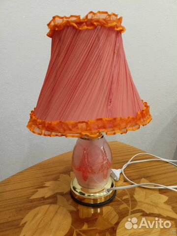 Лампа настольная, уютная, теплая