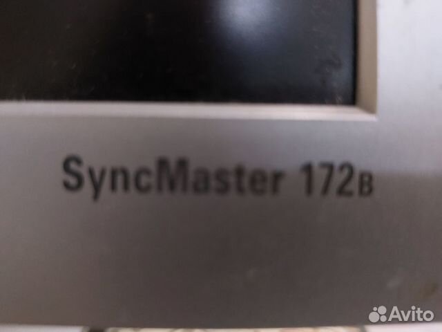 Монитор Samsung SyncMaster 1