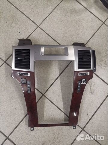 Накладка центральной консоли Cadillac Escalade 900