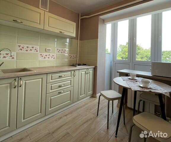 

2-к. квартира, 40 м², 2 кровати