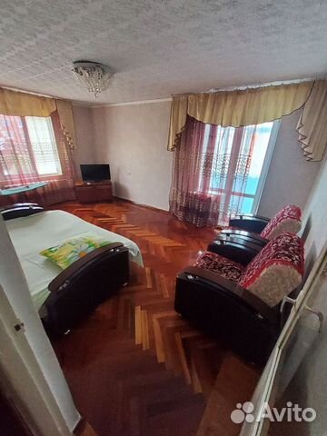

3-к. квартира, 70 м², 3/5 эт.