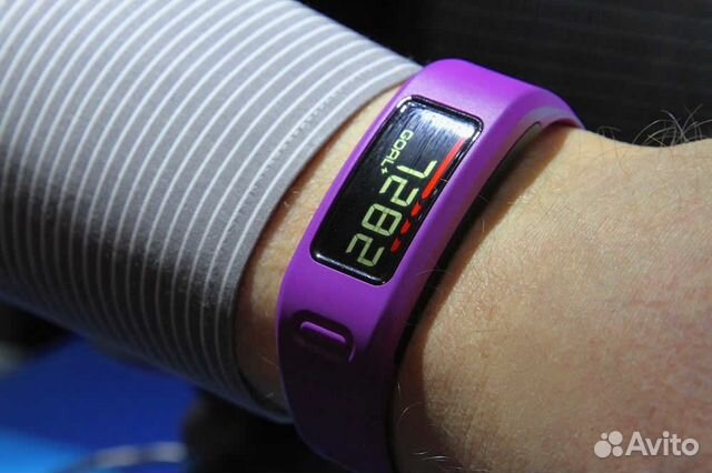 Garmin Vivofit Purple Фитнес браслет Garmin Vivofit Purple Фитнес браслет