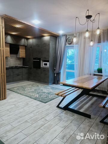 

1-к. квартира, 70 м², 1/3 эт.