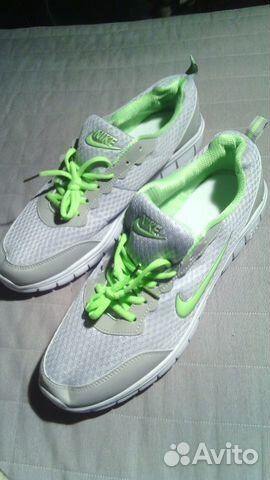 Кроссовки Nike AirMax (43 размер ) Новые