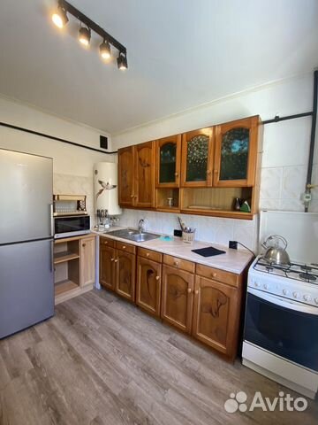 

2-к. квартира, 65 м², 1/5 эт.