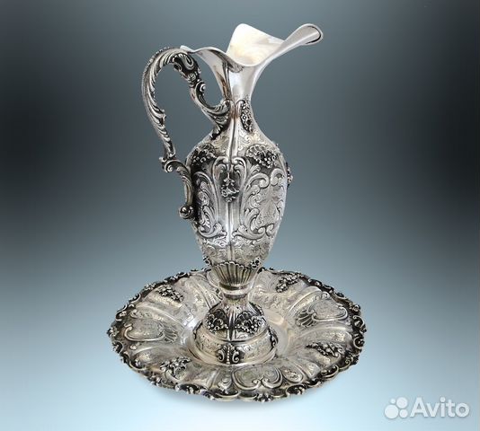 Натюрморт с отражением в зеркале. Графин с подносом. Кубачи серебро эмаль. Серебряный графин с рюмками и подносом. Набор графин.