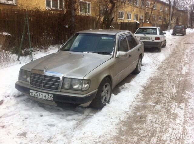 W124 124 на запчасти 2.3 м102