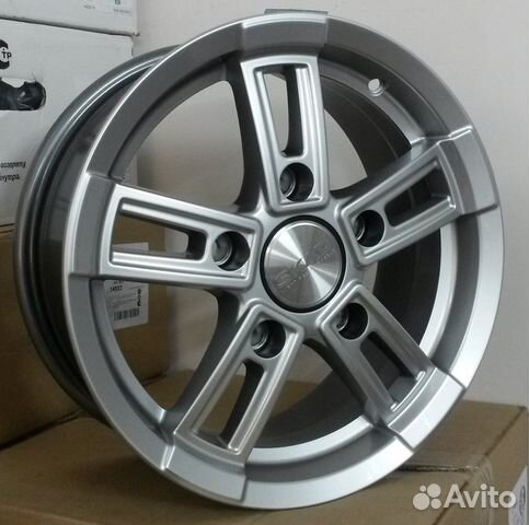 R15