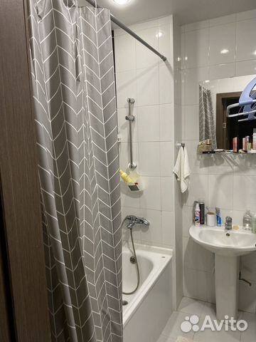 

1-к. квартира, 65 м², 3/8 эт.