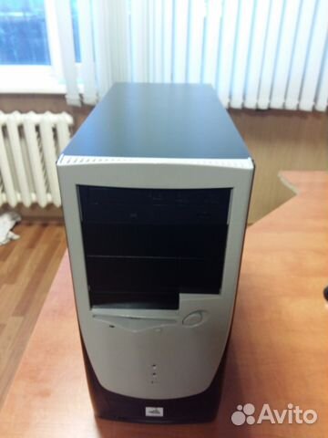 Компьютер игр. Intel Core Q9400/4Гб/R4870 (4ядра) Компьютер игр. Intel Core Q9400/4Гб/R4870 (4ядра)