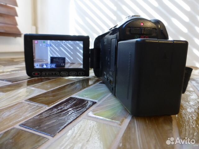 Цифровая видеокамера Panasonic HDC-HS60 120 Гб
