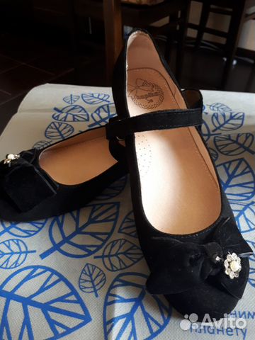 Туфельки школьные Kapica 38 размер на 37 Туфельки школьные Kapica 38 размер на 37