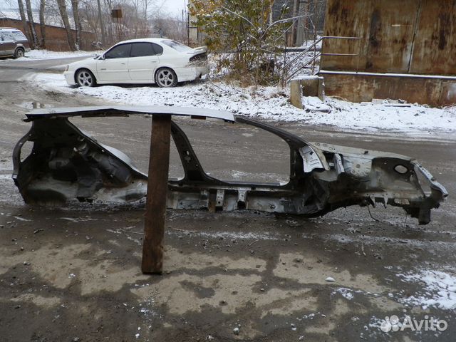 Боковина левая целиком хэтч Ниссан Альмера Н16