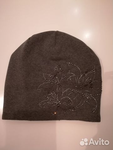 Шапка женская (новая)