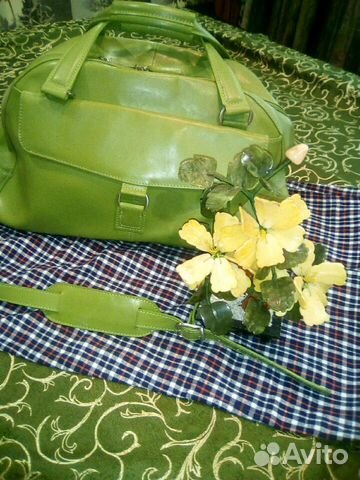 Сумка саквояж новая дорожная Сумка саквояж новая дорожная