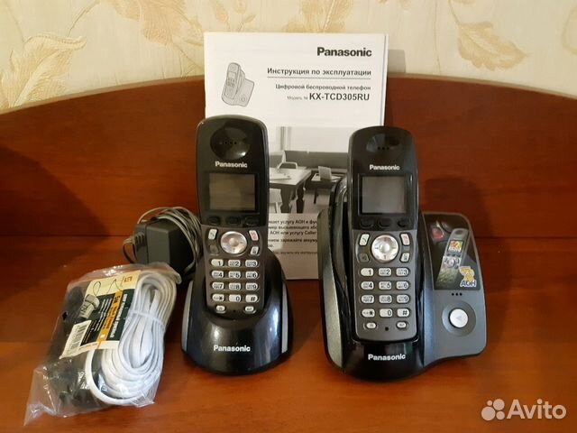 Телефон Panasonic с 2 трубками