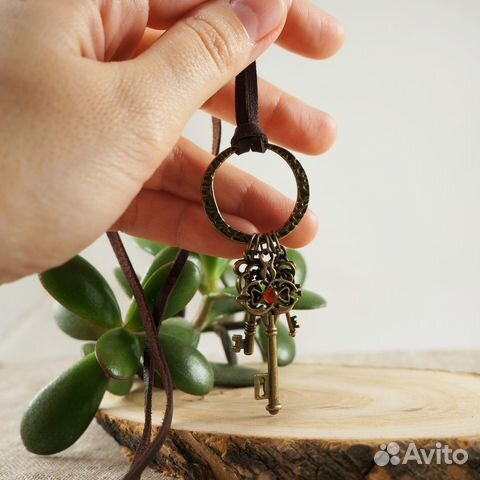 Подвеска Ключи от старого дома (сердолик)
