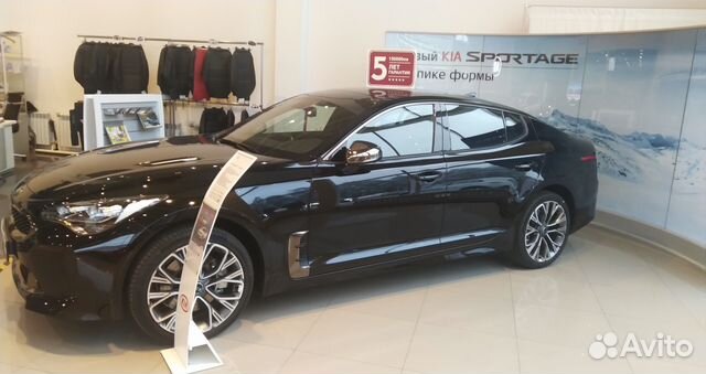 KIA Stinger 2.0 AT, 2018, 10 км