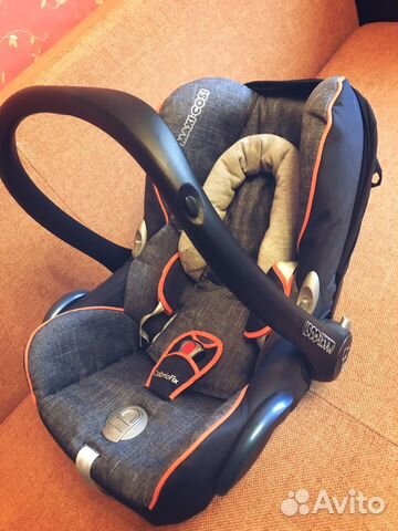 Автомобильное кресло Maxi-Cosi CabrioFix 0+ Автомобильное кресло Maxi-Cosi CabrioFix 0+