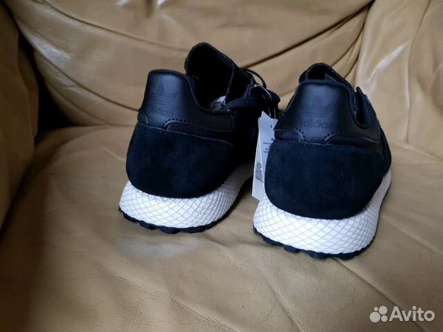 Кроссовки Adidas новые замшевые 40 и 40.5 р Кроссовки Adidas новые замшевые 40 и 40.5 р