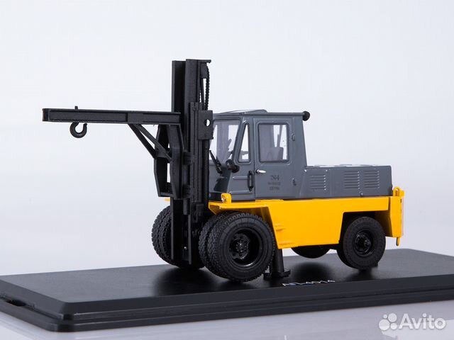 Львовский автопогрузчик ап-4014 Львовский автопогрузчик ап-4014