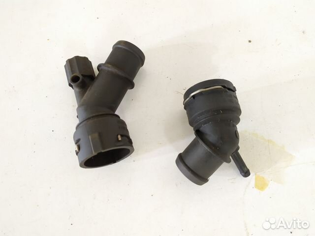 Патрубок VW Golf 3 1991-1997 Патрубок VW Golf 3 1991-1997