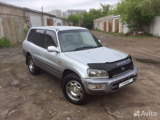 Toyota RAV4 2.0 AT, 1997, 305 000 км