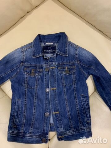 Zara. Джинсовая куртка