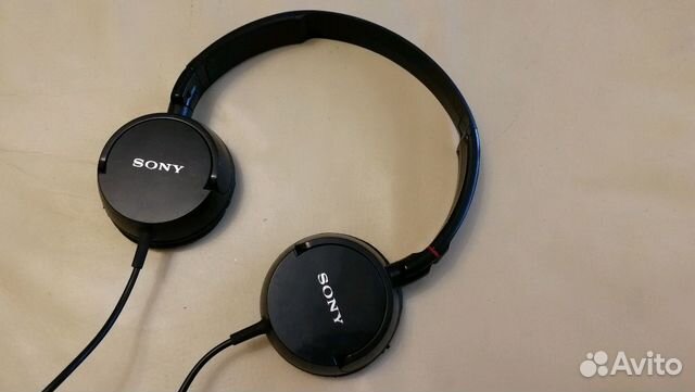 Наушники Sony