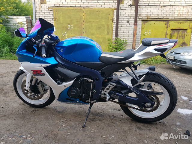 Suzuki GSX-R 750 L1